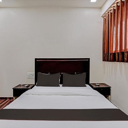 Hotel O Royal Inn Ahmedabad Exterior foto
