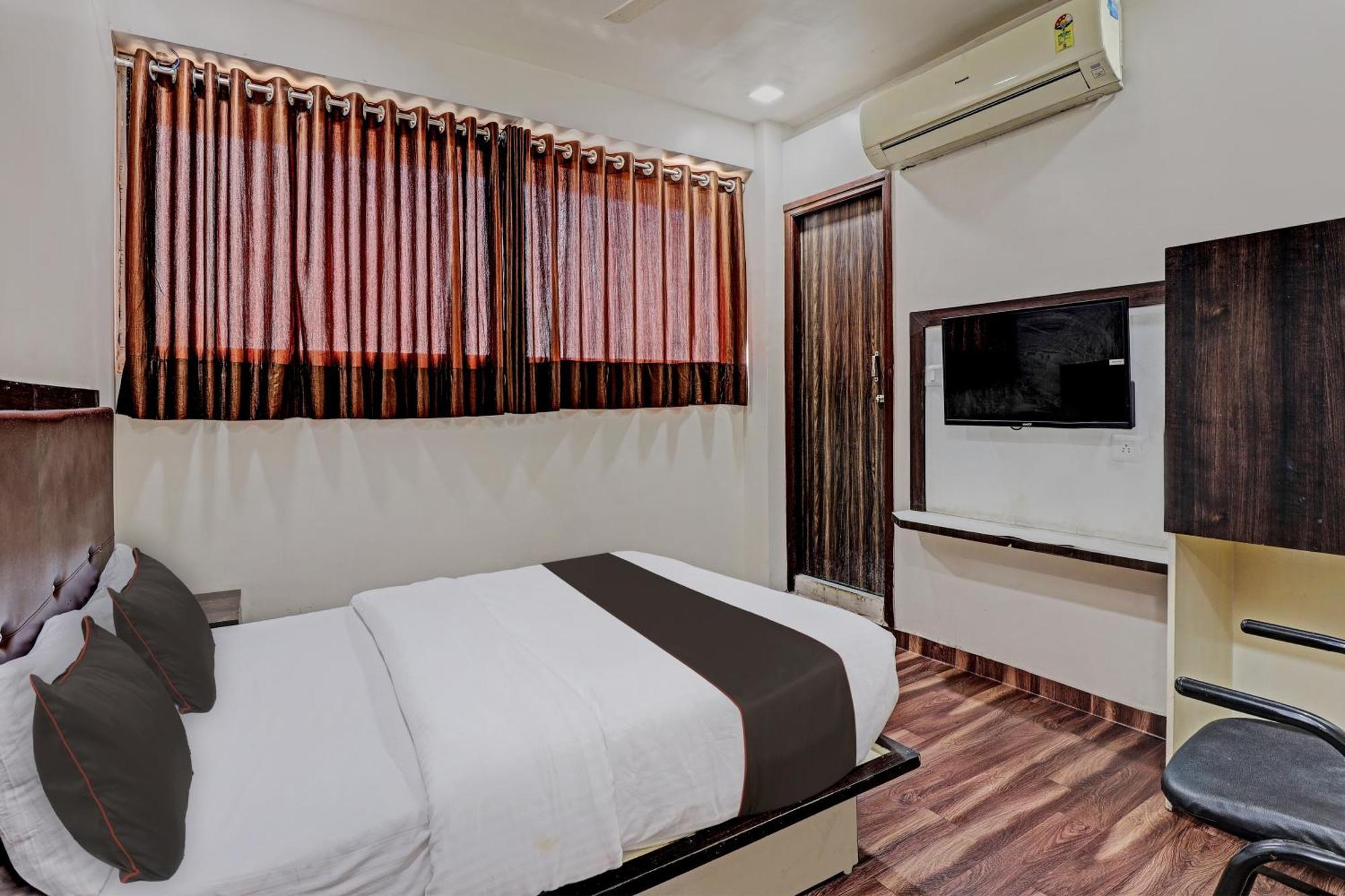 Hotel O Royal Inn Ahmedabad Exterior foto