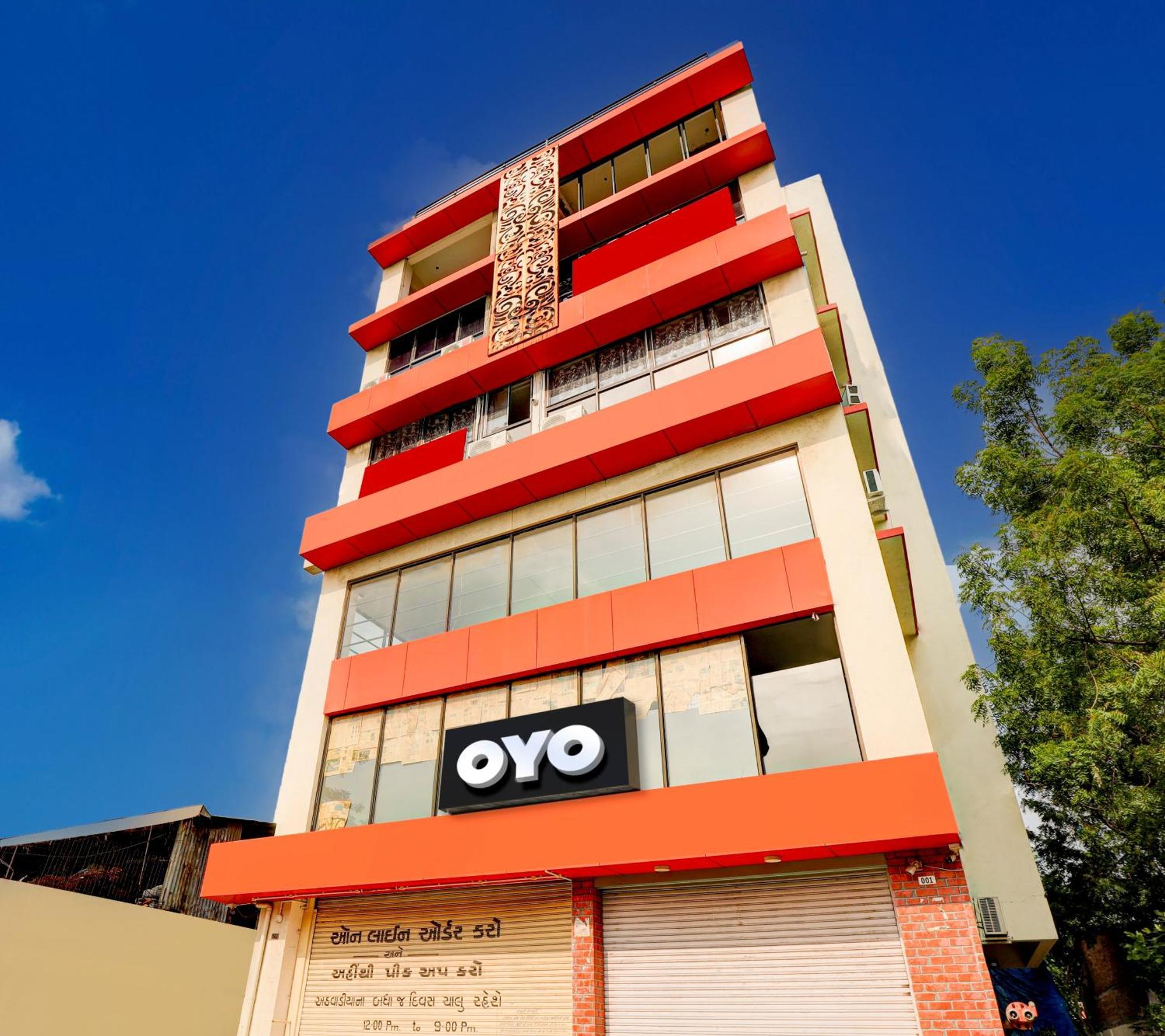 Hotel O Royal Inn Ahmedabad Exterior foto